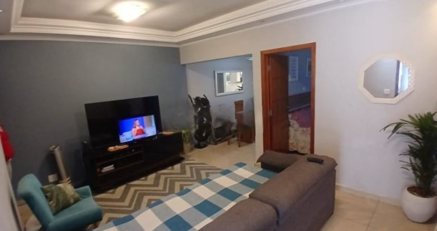 Oportunidade! Casa Térrea e Bem Localizada em São Caetano do Sul – Bairro Osvaldo Cruz