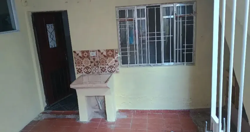 Casa com 1 quarto para alugar na Rua Quitaúna, 3333, Vila Palmares, Santo André