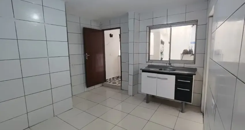 Casa com 1 quarto para alugar na Rua General Estilac Leal, 1111, Mauá, São Caetano do Sul