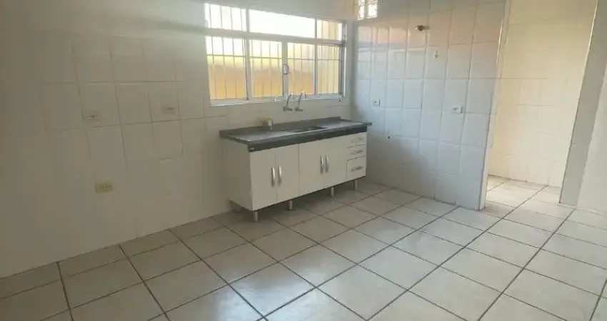 Casa com 1 quarto para alugar na Rua Hermínia Lopes Lobo, 2222, Vila Palmares, Santo André