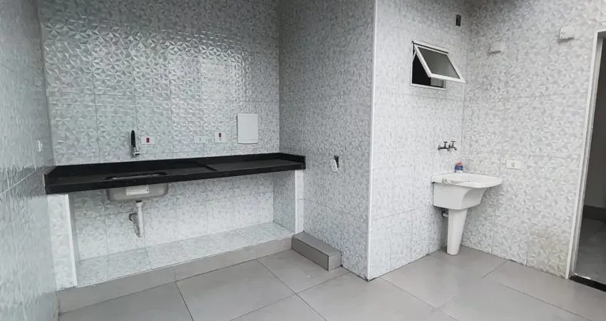 Casa com 2 quartos para alugar na Rua Erva Imperial, 2222, Jardim Guairaca, São Paulo