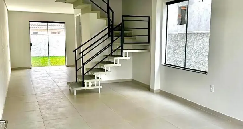 Sobrado a venda em loteamento com valor de oportunidade - 02 suítes - rio vermelho