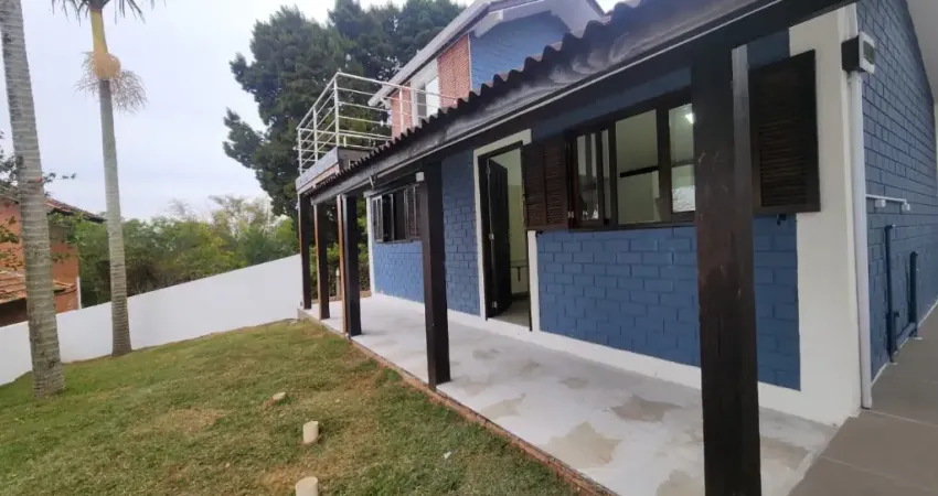 Seu refúgio perto da praia dos ingleses! chalé em condomínio com charme e conforto!