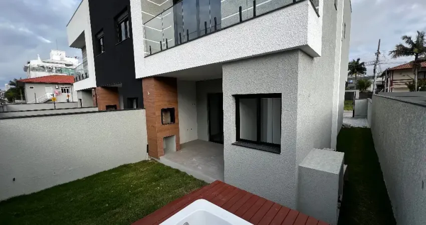 Imagine viver em um sobrado moderno, sofisticado e repleto de conforto.