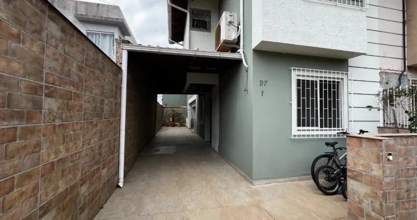 Casa com escritura publica a venda - 03 dormitórios/ 01 suíte -  vargem do bom jesus