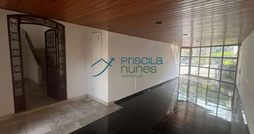 Casa para alugar na Rua Groenlândia, Jardim América, São Paulo