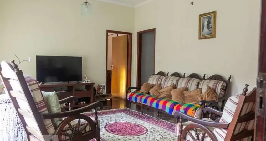 Casa com 6 quartos à venda na Alameda Dona Tereza Cristina, 182, Nova Petrópolis, São Bernardo do Campo