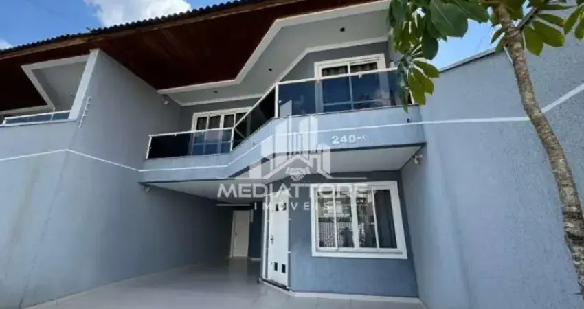 Sobrado Triplex com 4 dormitórios (1suíte) - Jardim das Américas