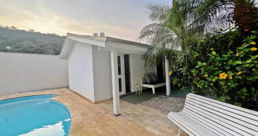 Casa com 4 quartos à venda na Rua Antônio Athanázio Corrêa, 118, Barra, Balneário Camboriú