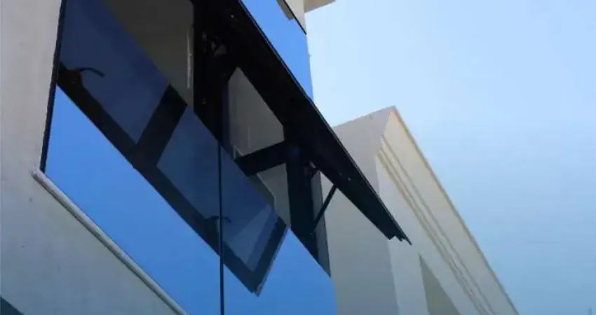Casa com 3 quartos à venda na Jatobá, 348, Colina de Laranjeiras, Serra