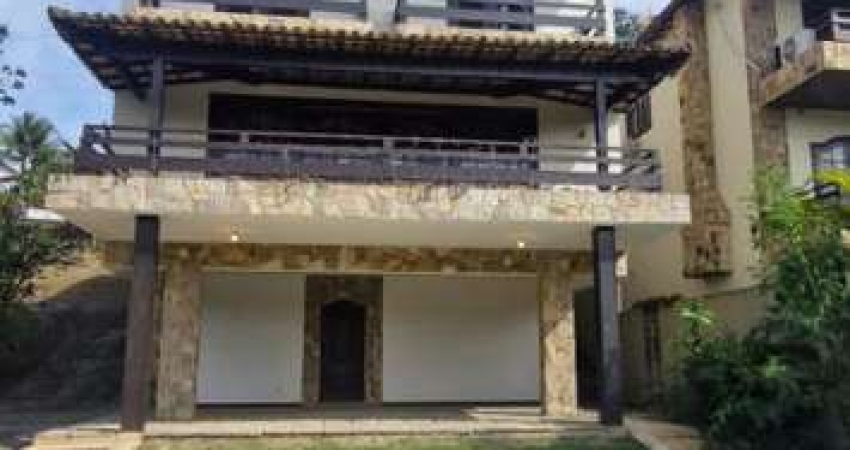 Casa para Venda em Niterói, Itaipu, 4 dormitórios, 1 suíte, 1 banheiro, 4 vagas