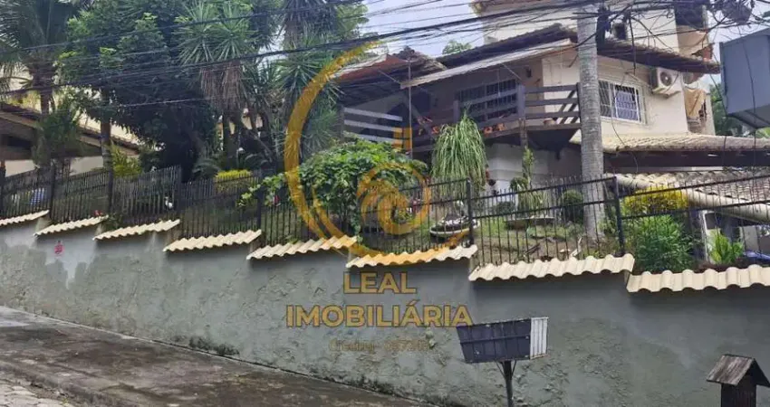 Casa para Venda em Niterói, Mata Paca, 4 dormitórios, 2 suítes, 5 banheiros, 3 vagas