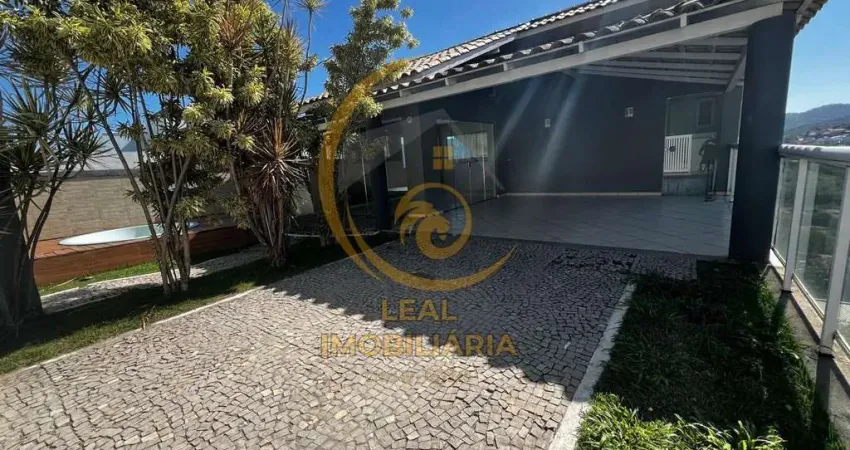 Casa para Locação em Niterói, Camboinhas, 3 dormitórios, 1 suíte, 4 banheiros, 3 vagas