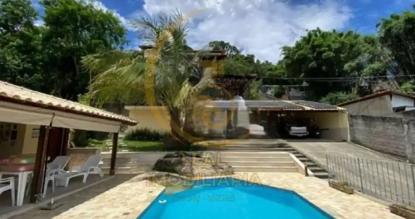 Casa para Venda em Niterói, Itaipu, 3 dormitórios, 1 suíte, 3 banheiros, 4 vagas