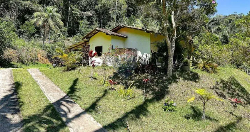 Sítio Exclusivo com Vista para o Lago, Gramado e Casa 3 Quartos na Região do Galo