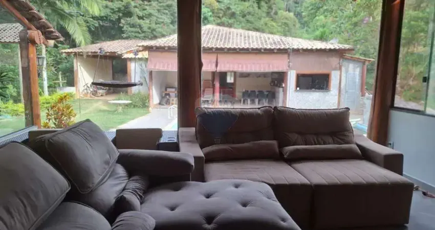 Seu Refúgio dos Sonhos – Onde o Luxo e o Conforto se Encontram na Natureza