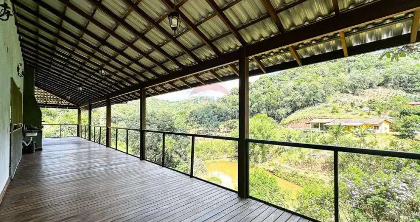 Sítio Completo em Domingos Martins – 30.000 m², Lago, Suíte e Energia Solar