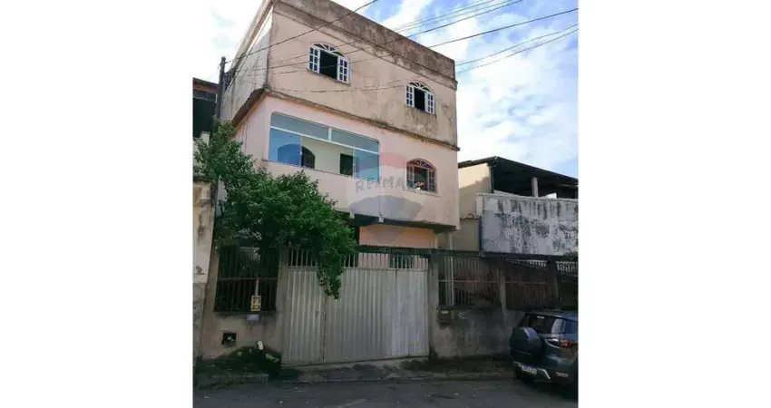 CASA ESPAÇOSA, DUPLEX, EM JOANA DAR´C COM VISTA PANORÂMICA