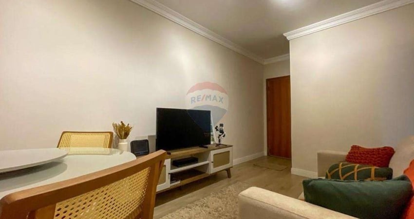 Apartamento de 2 quartos,  1 vaga de garagem, impecável!