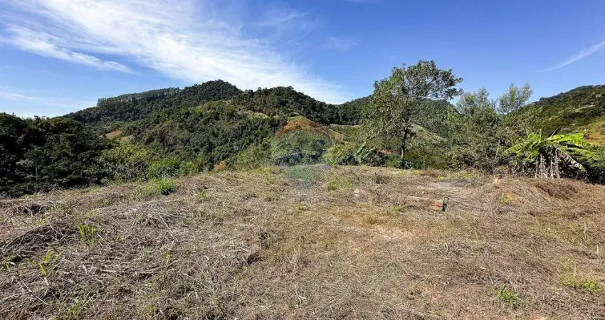 Terreno 30.000m² com Platô, Rio e 2,3km do Centro de Domingos Martins