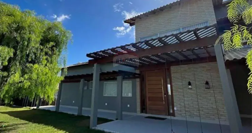 À venda | Sítio de alto padrão no condomínio Pontal do Atlântico | Porteira fechada | 16.000 m² | 4 quartos (3 suítes) | Lazer completo | R$ 4 milhões
