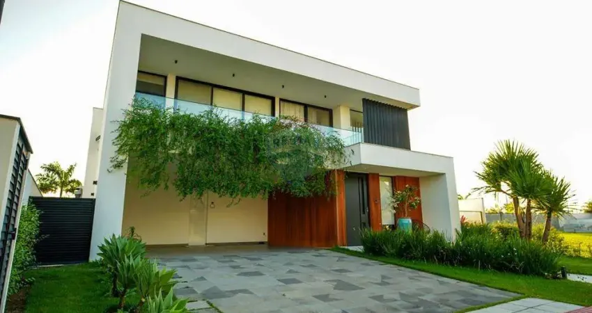 Casa de condomínio alto padrão com 4 quartos, 6 banheiros e 418m² no alphaville jacuhy – r$ 4.500.000
