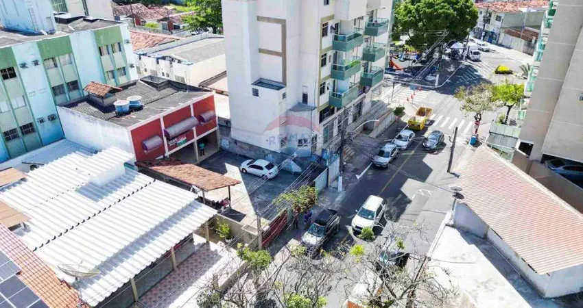 Duas casas independentes na melhor localização de jardim camburi!