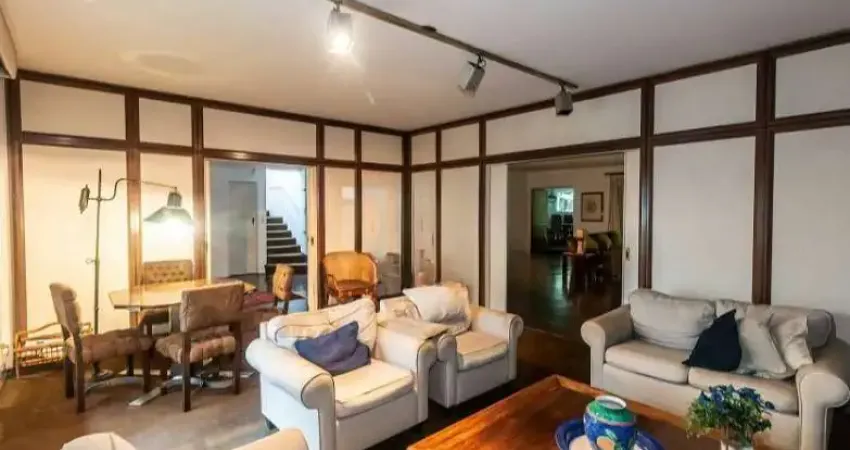 Imponente sobrado de luxo no morumbi: 7 quartos, 4 suítes, 7 banheiros, 6 vagas na cidade de são paulo-sp!