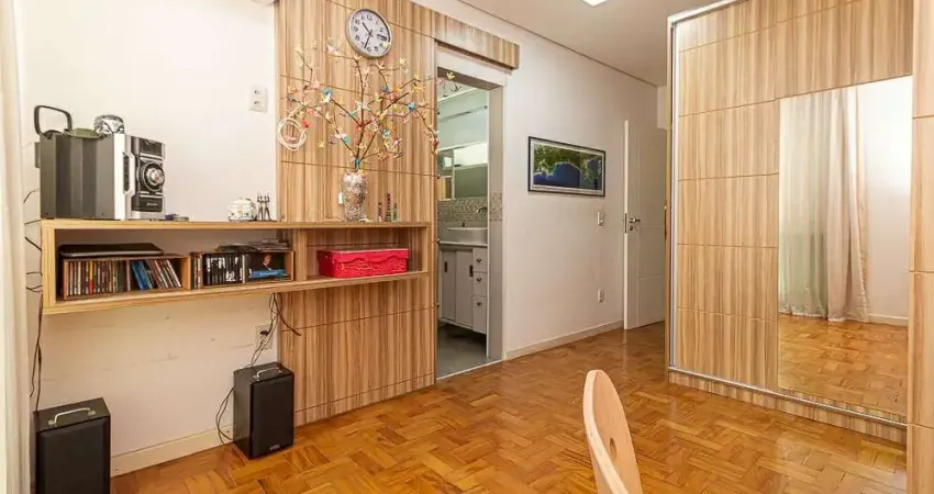 Apartamento no Condomínio Residence e Calaft no Jardim Paulista com 168m² 3 dormitórios 1 suíte 4 banheiros 1 vaga