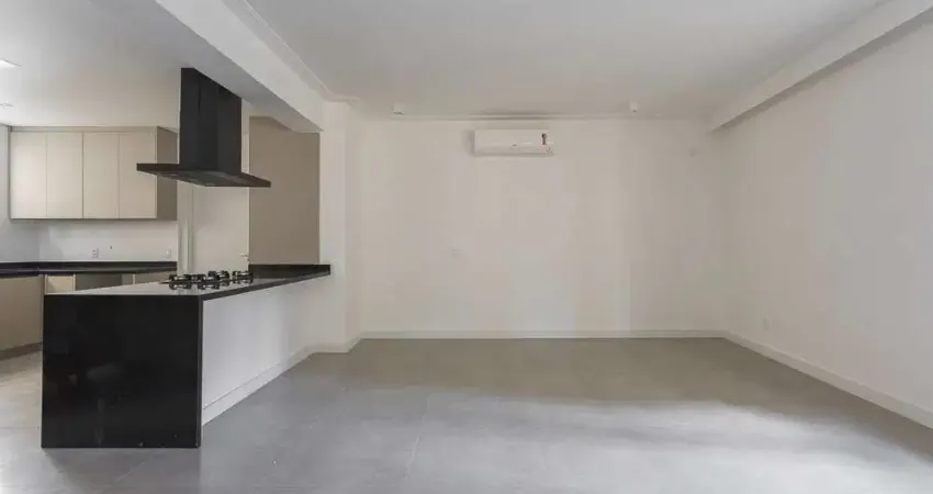 Apartamento no jardim paulista com 209m² sendo 3 dormitórios, 1 suíte, 2 banheiros e 2 vagas.