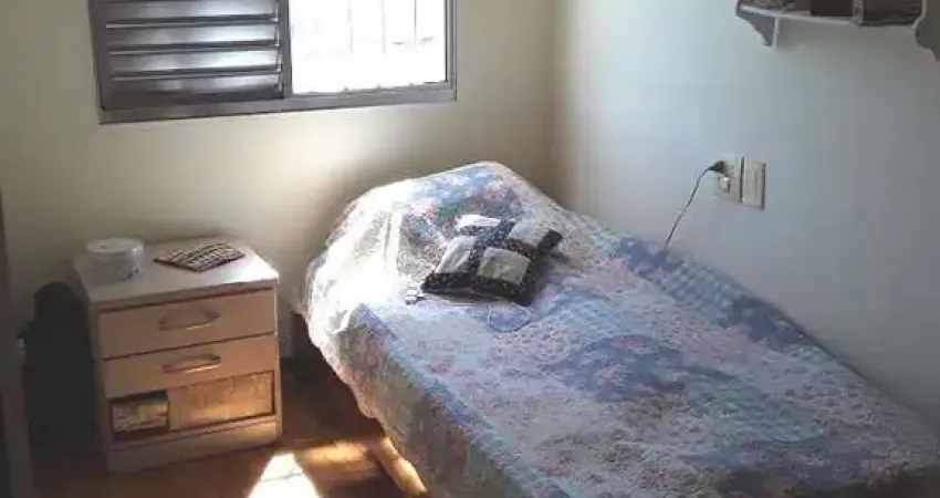 Imóvel de alto padrão na Vila Regente Feijó, São Paulo-SP: 4 quartos, 2 suítes, 3 banheiros, 3 vagas de garagem, 168 m².