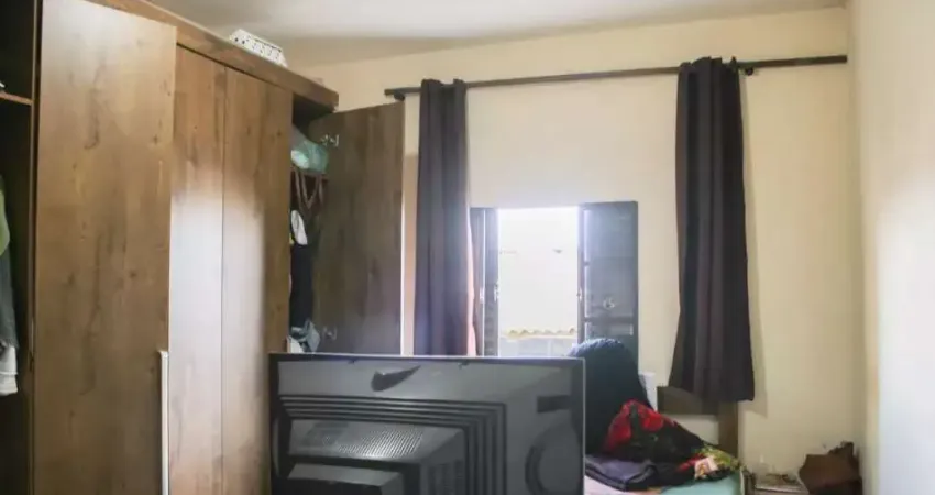 Casa à venda 432m² com 8 dormitórios 1 suíte 4 vagas no Jabaquara.