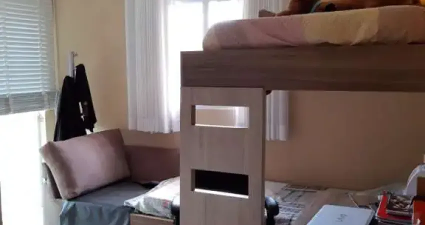 Imperdível sobrado à venda em São Paulo-SP, Interlagos: 3 quartos, 1 suíte, 3 banheiros, 2 vagas, 200m² de área!