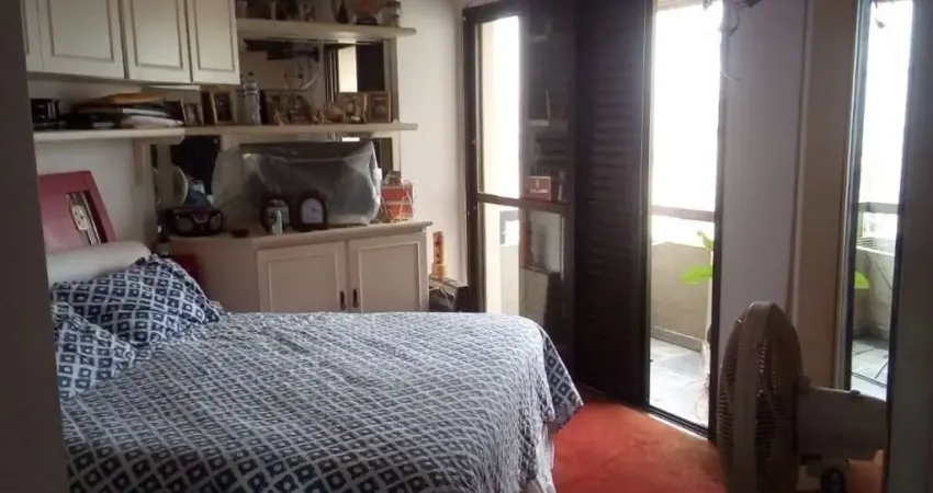 Imperdível apartamento à venda em São Paulo - Cidade Monções: 3 quartos, 1 suíte, 2 banheiros, 2 vagas de garagem e 149m² de área.