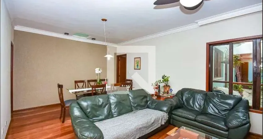Casa à Venda - Pinheiros, 3 Quartos,  144 m2