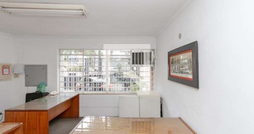 Casa à Venda - Brooklin, 3 Quartos,  200 m2