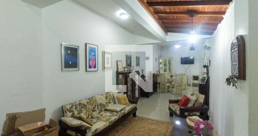 Apartamento à Venda - Vila Mariana, 2 Quartos,  114 m2