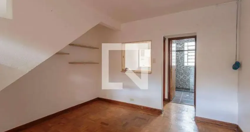 Casa à Venda - Vila Olímpia, 2 Quartos,  120 m2