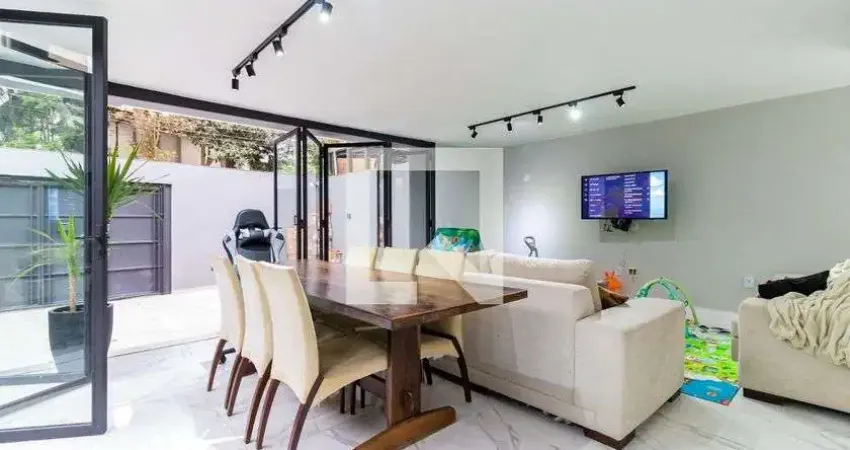 Casa à Venda - Jardim Marajoara , 4 Quartos,  250 m2