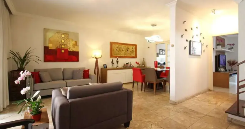 Casa à Venda - Moema, 3 Quartos,  207 m2