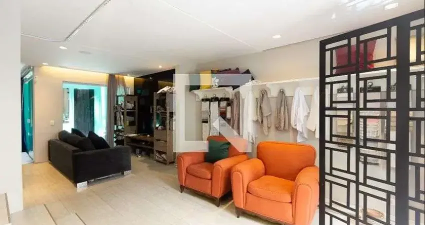 Casa à Venda - Vila Olímpia, 3 Quartos,  147 m2