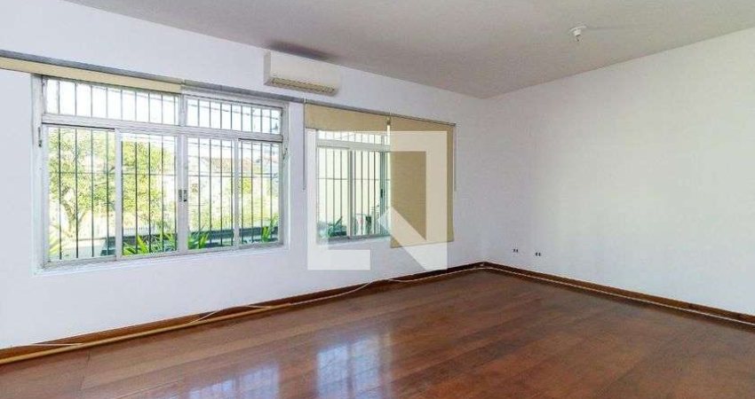 Casa à Venda - Brooklin, 3 Quartos,  250 m2