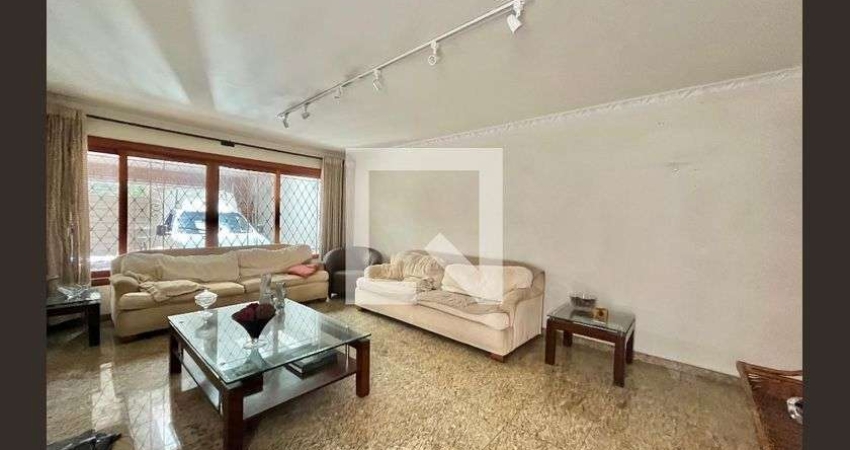 Casa à Venda - Planalto Paulista, 3 Quartos,  240 m2