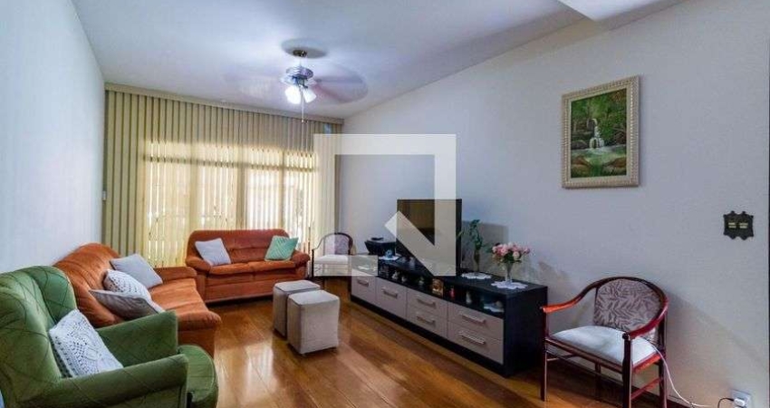 Casa à Venda - Portal do Morumbi, 3 Quartos,  179 m2