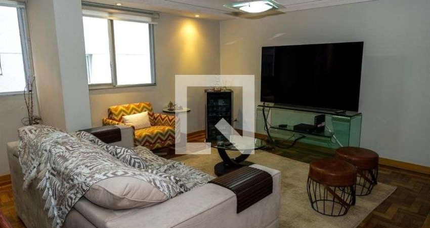 Apartamento à Venda - Jardim Paulista, 2 Quartos,  115 m2