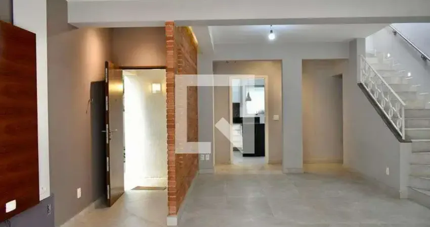 Casa à Venda - Chácara Inglesa, 3 Quartos,  190 m2