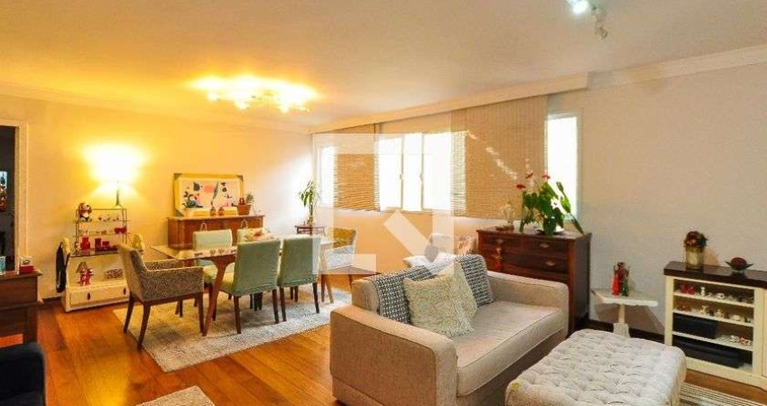 Apartamento à Venda - Jardim Paulista, 3 Quartos,  135 m2
