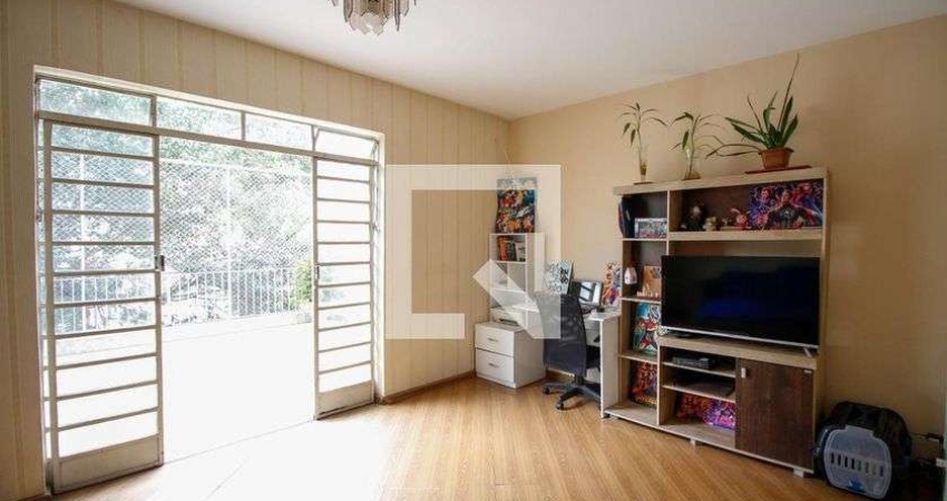 Casa com 3 quartos à venda na Avenida Pompéia, 2020, Sumaré, São Paulo