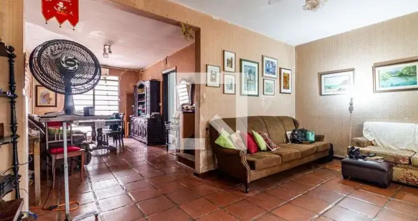 Casa à Venda - Jardim Paulista, 3 Quartos,  140 m2