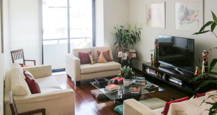 Apartamento à Venda - Aclimação, 4 Quartos,  198 m2